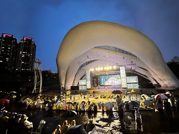 #兒童歌仔戲 臺中場 感謝親子們不畏風雨前來支持！ 看到大家的笑容就是最棒的回饋啦❤️